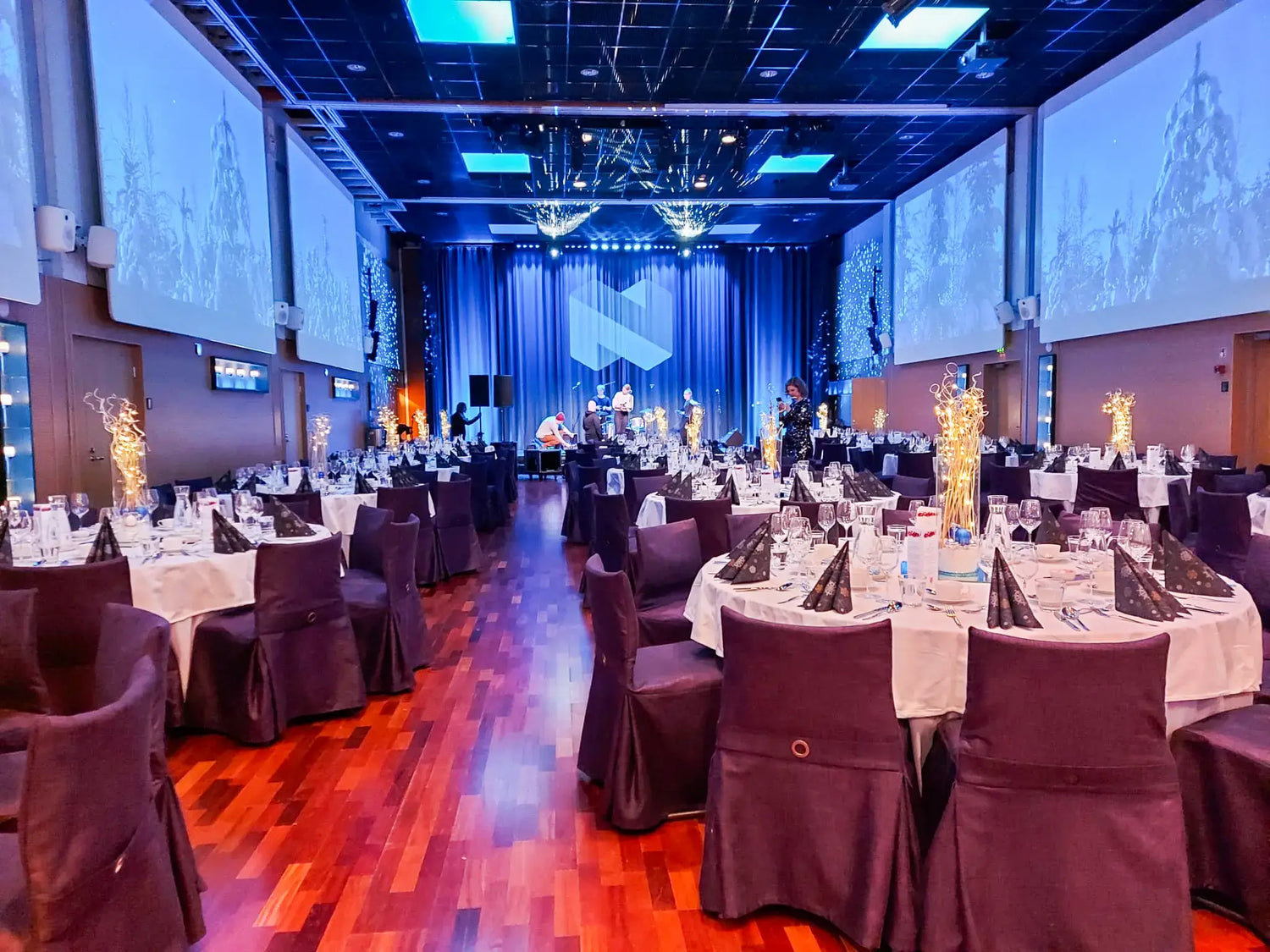 Hotel Lasaretti dining room.