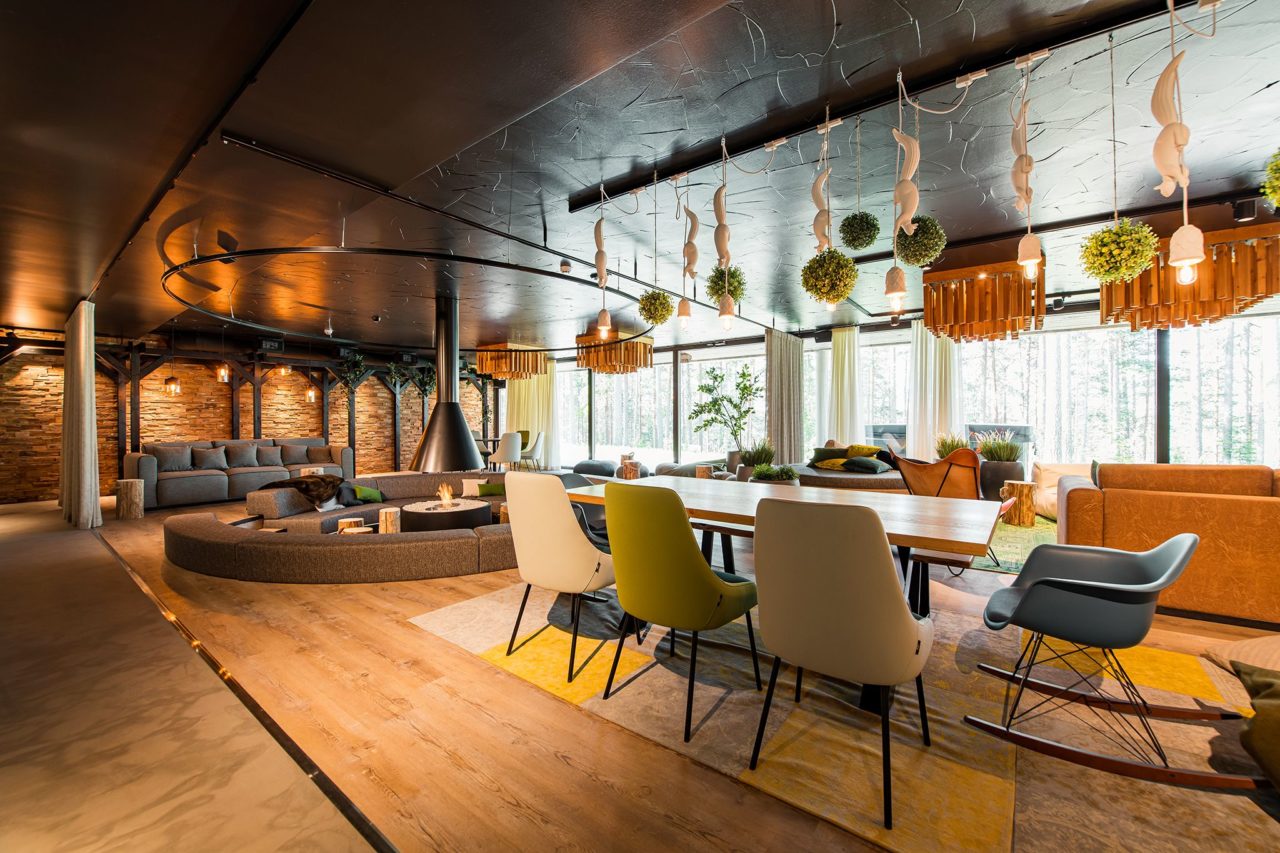Meeting room.